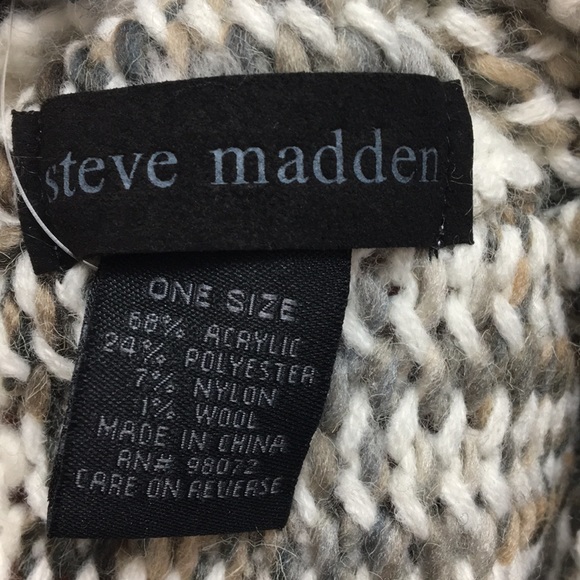 Steve Madden Cowl Scarf - Picture 3 of 4